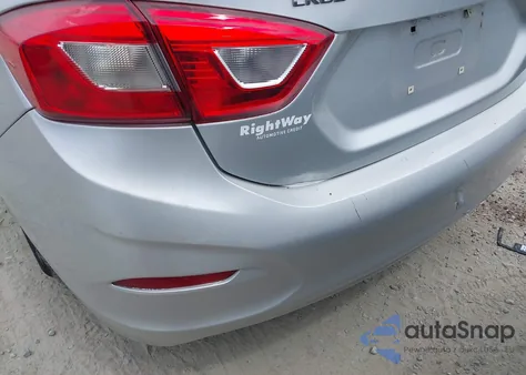 2018 Chevrolet Cruze Lt Auto z USA, uszkodzony, nr VIN 1G1BE5SM1J7108412